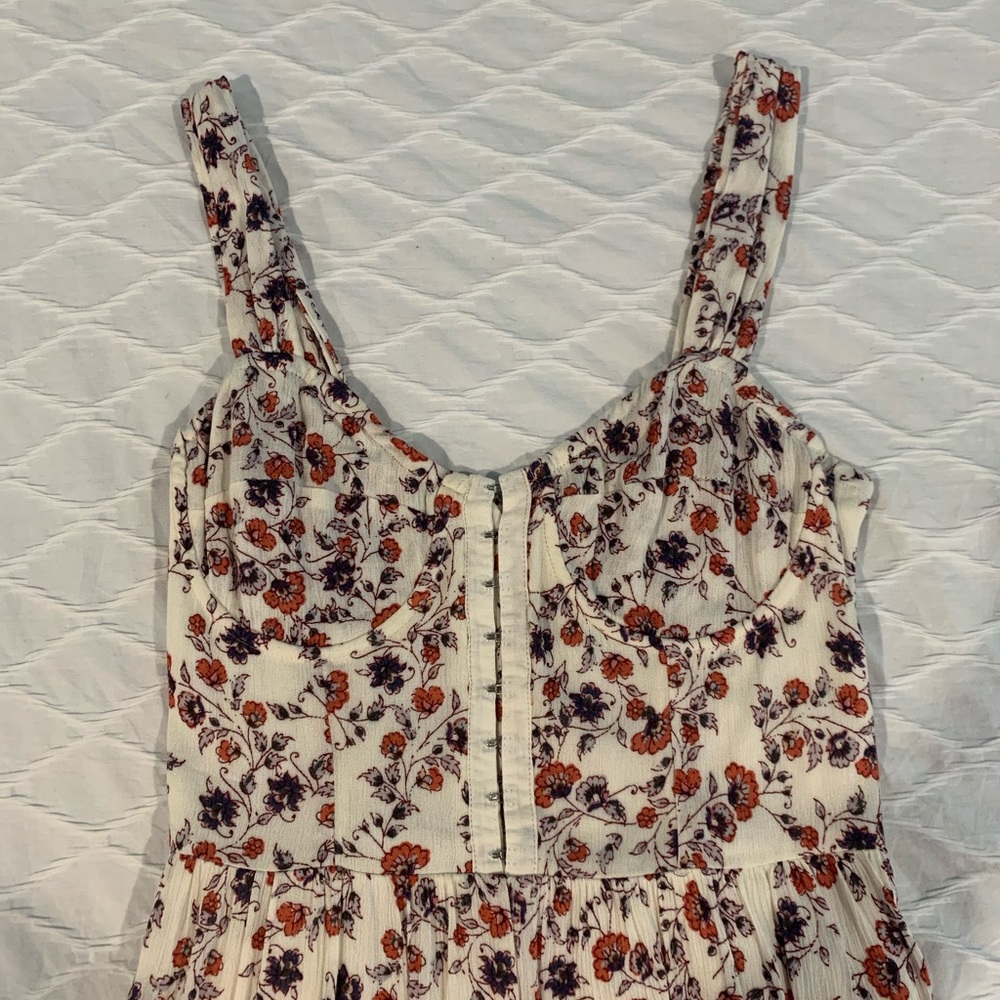 Vici Romper - Picture 3 of 4